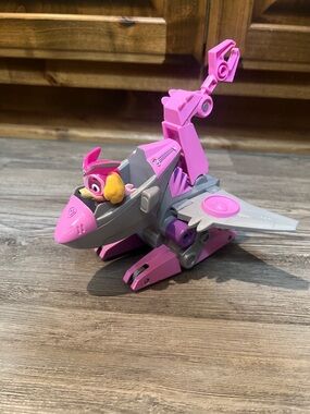 Skye Mighty Pup and Car